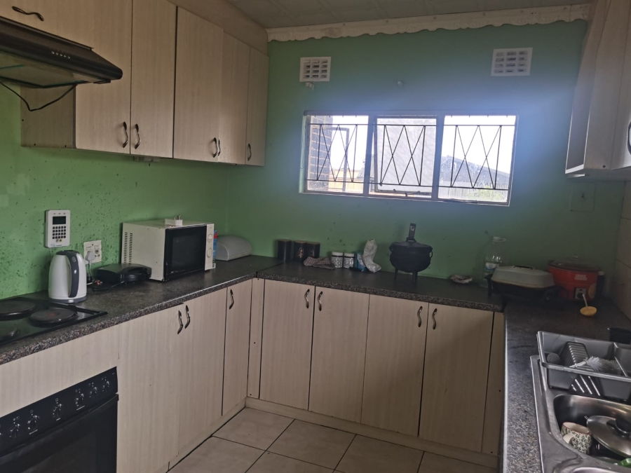 3 Bedroom Property for Sale in Algoa Park Eastern Cape